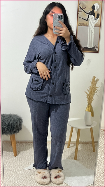 Pyjama  texturé avec boutons noirs 🖤-  Réf #1316